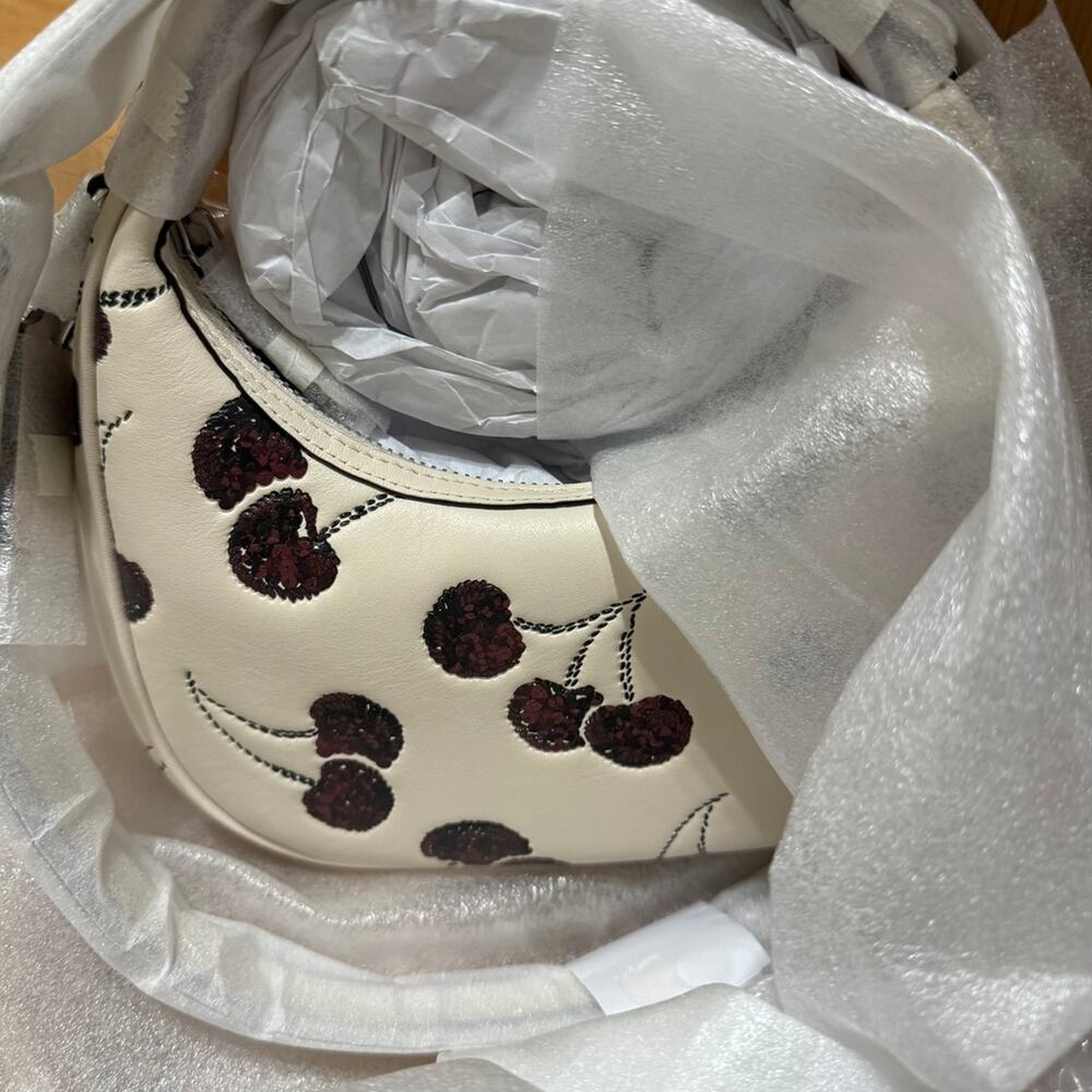 🍒Coach Carmen Mini Crossbody Bag With Cherry Print - Picture 12 of 12